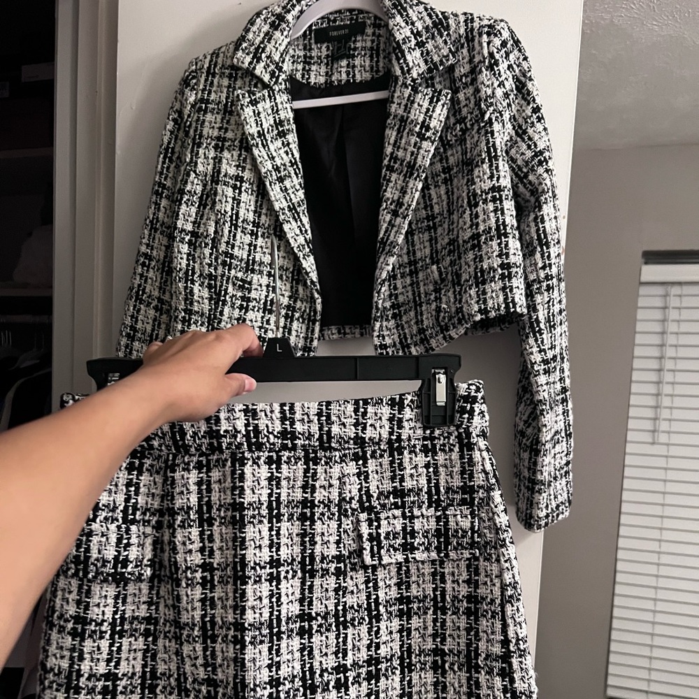Suit set